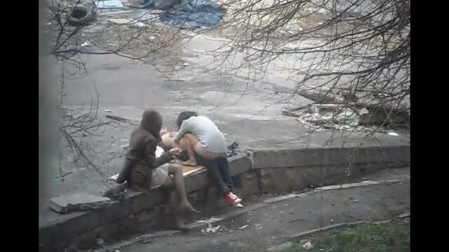 Парень заснял секс на улице - jon-jost.com