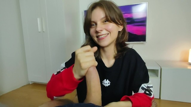 Сэр, мне так хочется ваш хуй в ротик взять! - jon-jost.com