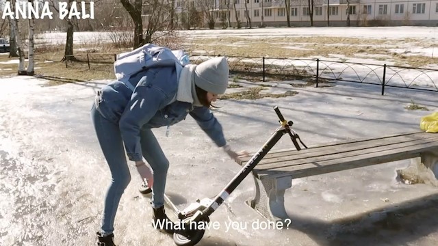 А у меня дома никого нет, воспользуемся моментом? - jon-jost.com