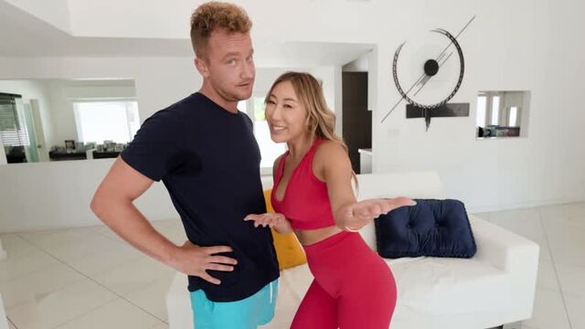 Эта шлюха знает толк в любви - jon-jost.com