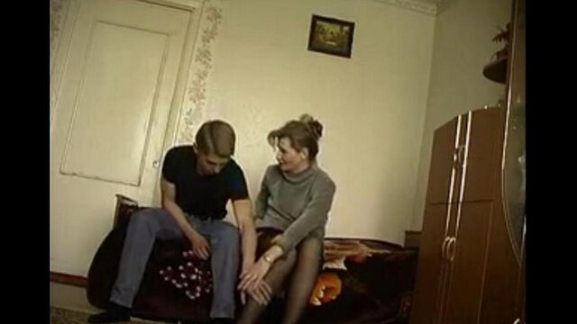 Домашний инцест мама и сын на скрытую камеру - jon-jost.com